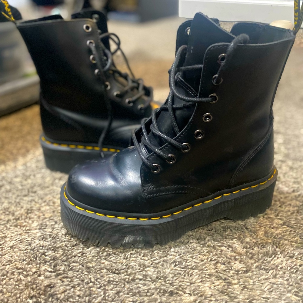 Dr martens jadon platform boots